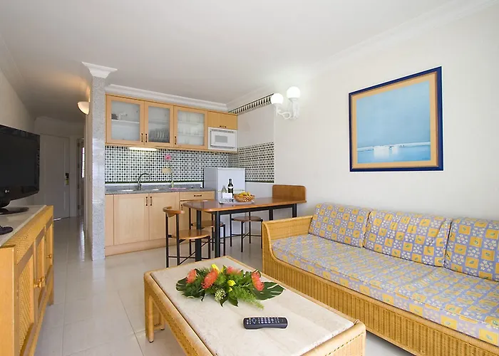 Fariones * 卡门港